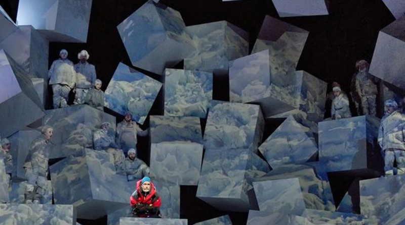 Everest, The Dallas Opera. scénographie numérique de Robert Brill.
